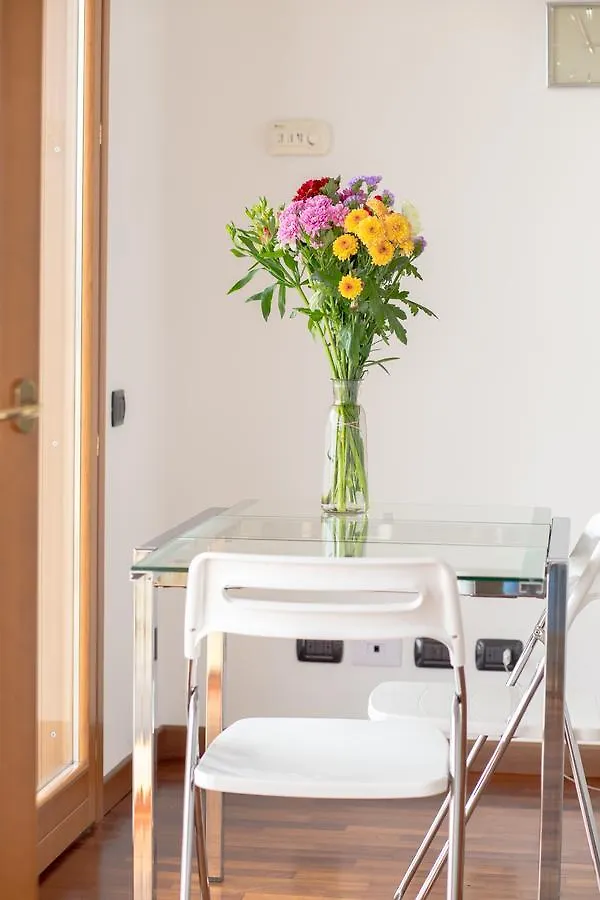 Bocconi University Flat Apartment Milan 0*,  Italy